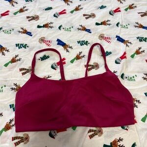 lululemon sports bra